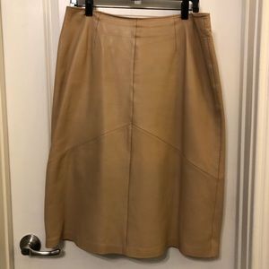 VAKKO Lambskin Leather Skirt